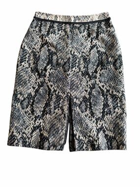 TAHARI Snakeskin Print Pencil Skirt – Size‎ 10 – Adjustable Back Slit